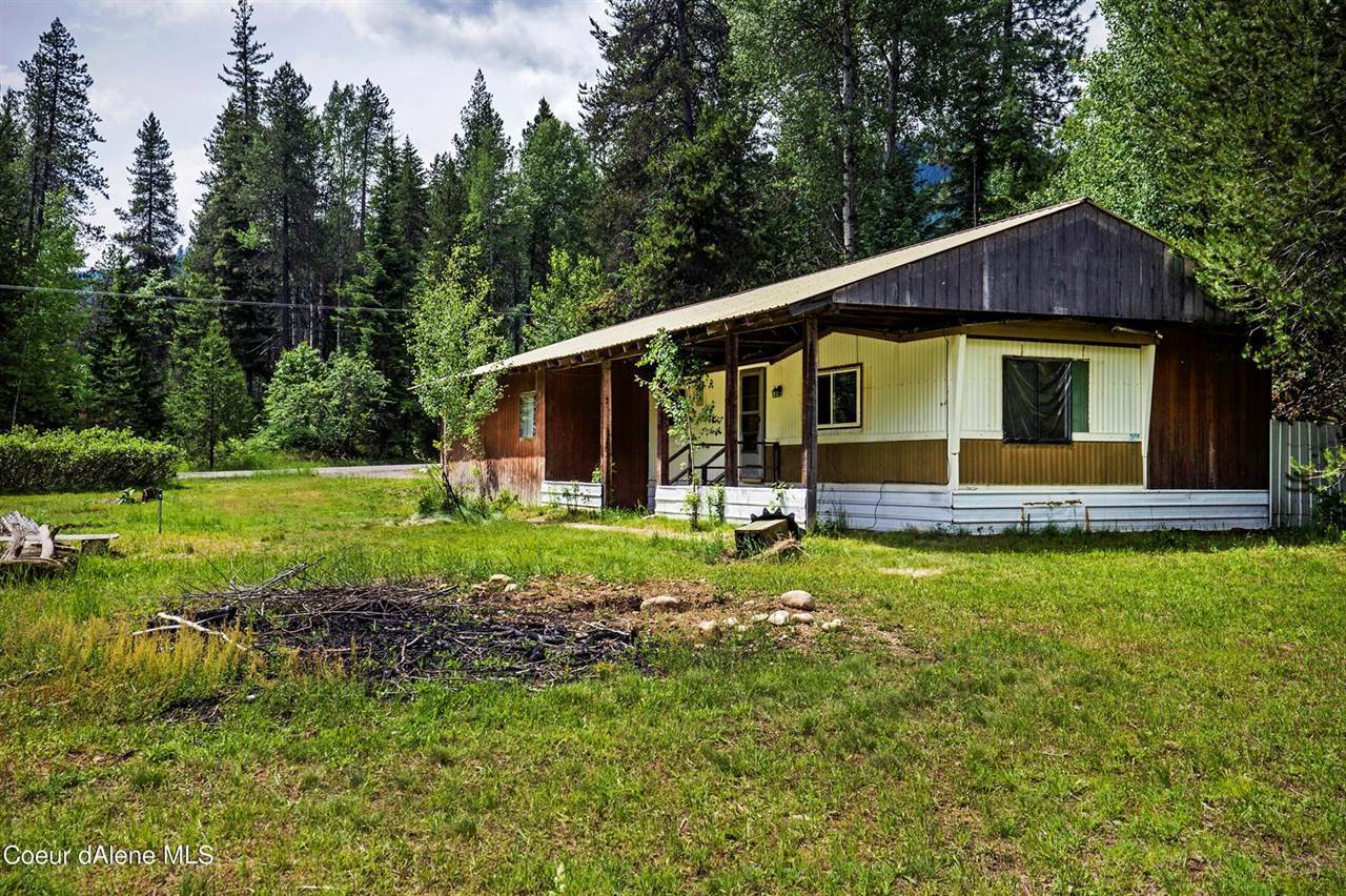 73 Caribou Creek Rd, Sandpoint, ID 83864