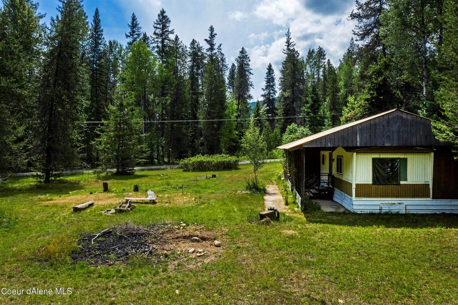 73 Caribou Creek Rd, Sandpoint, ID 83864