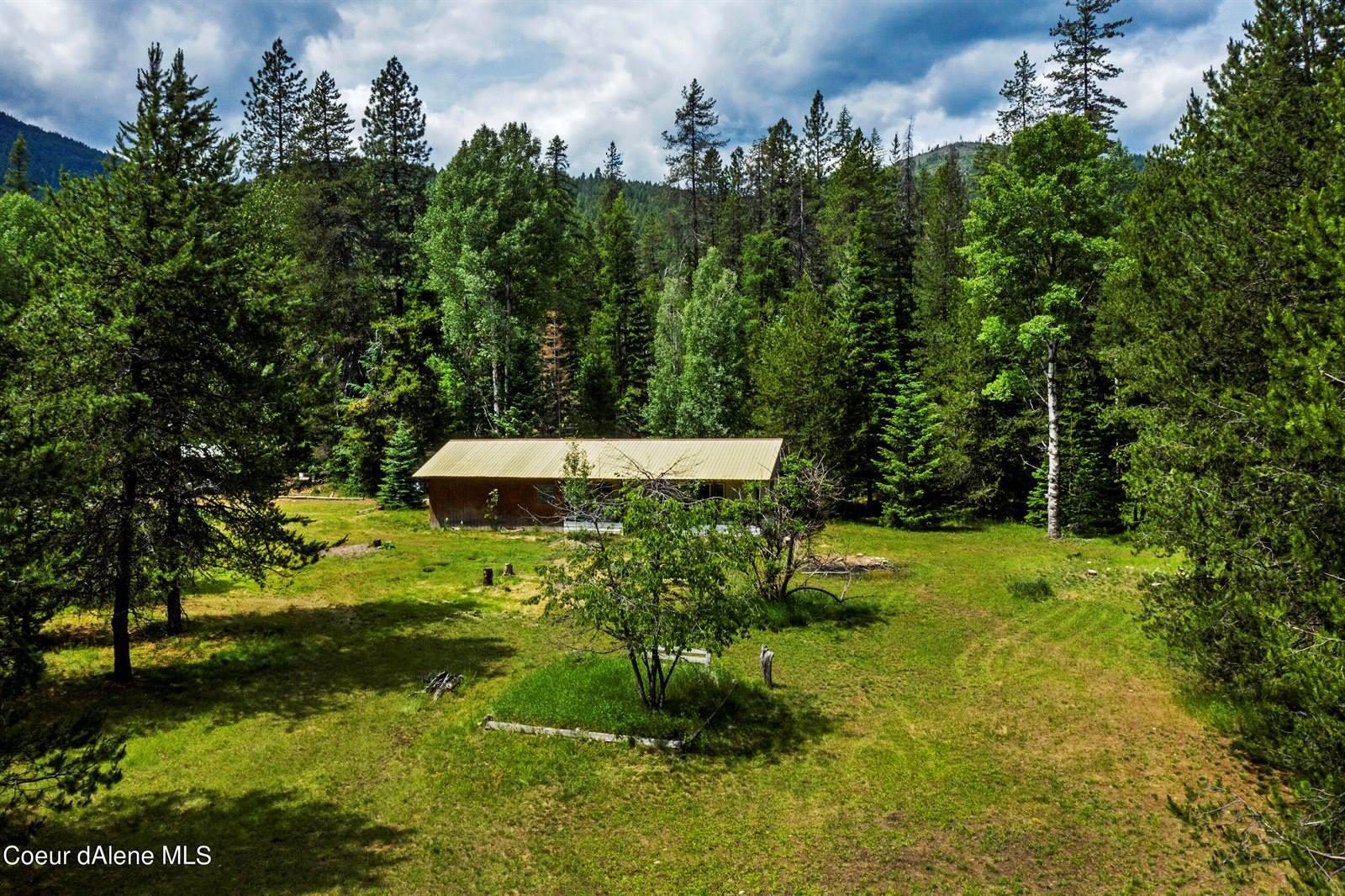 73 Caribou Creek Rd, Sandpoint, ID 83864