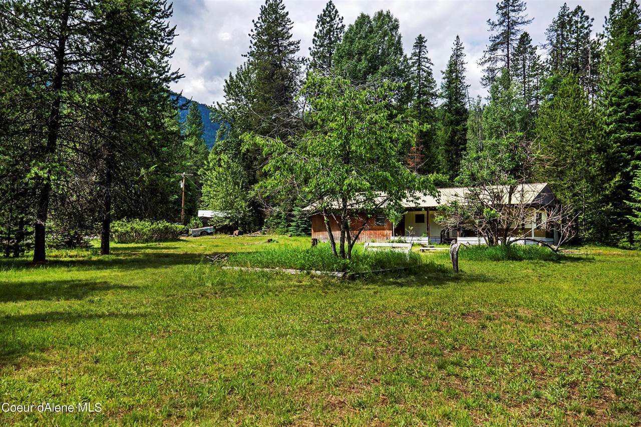 73 Caribou Creek Rd, Sandpoint, ID 83864