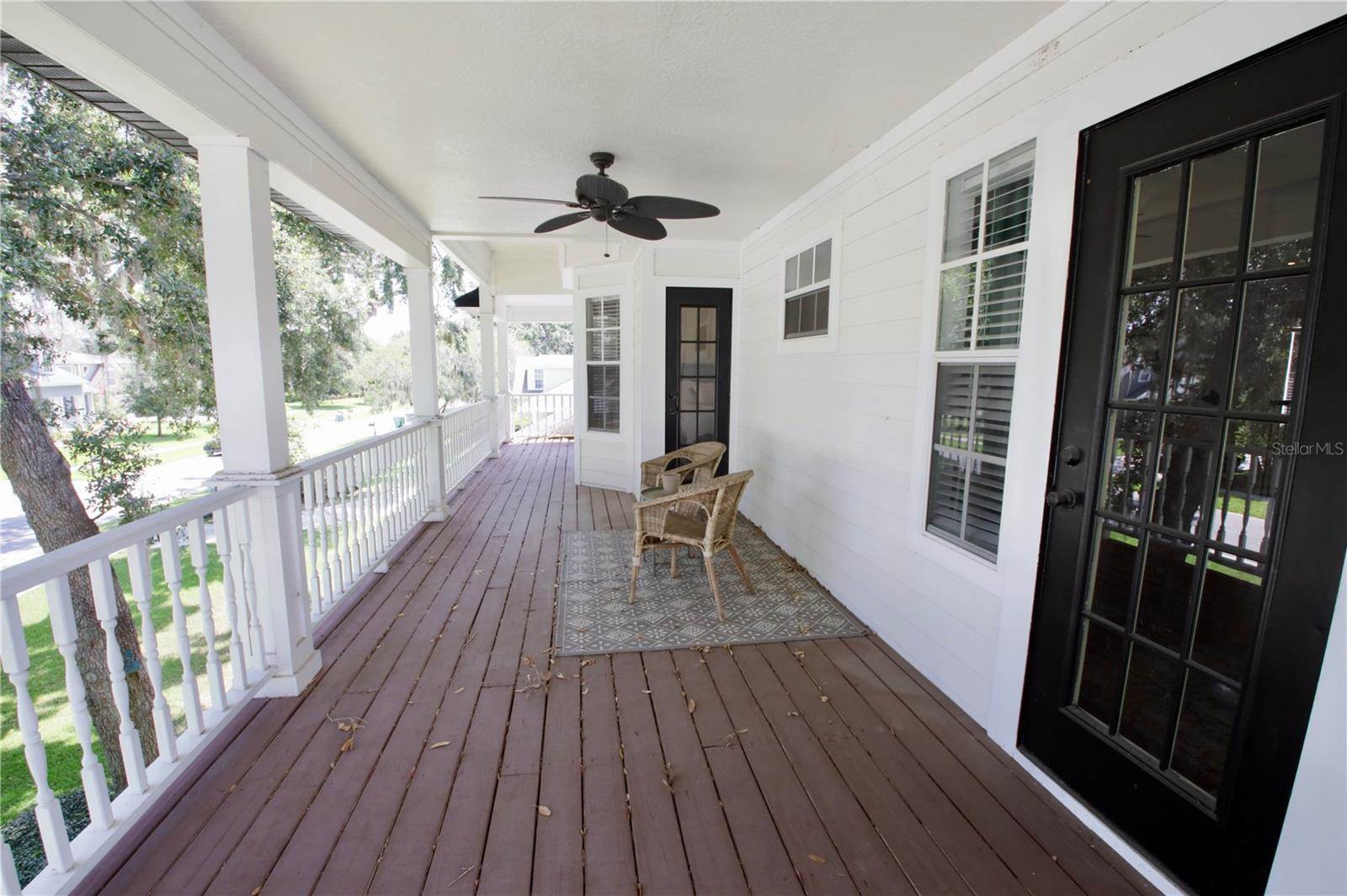 421 Courtlea Oaks Boulevard, Winter Garden, FL 34787