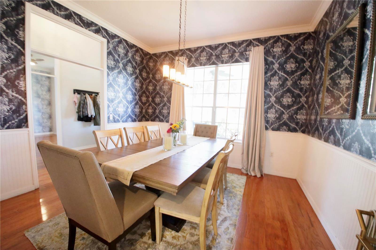 421 Courtlea Oaks Boulevard, Winter Garden, FL 34787