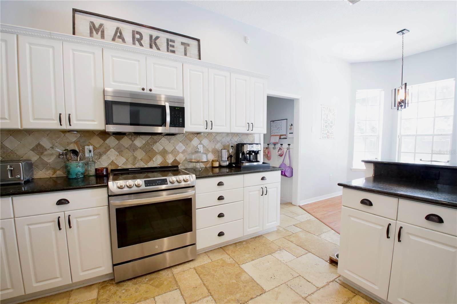 421 Courtlea Oaks Boulevard, Winter Garden, FL 34787