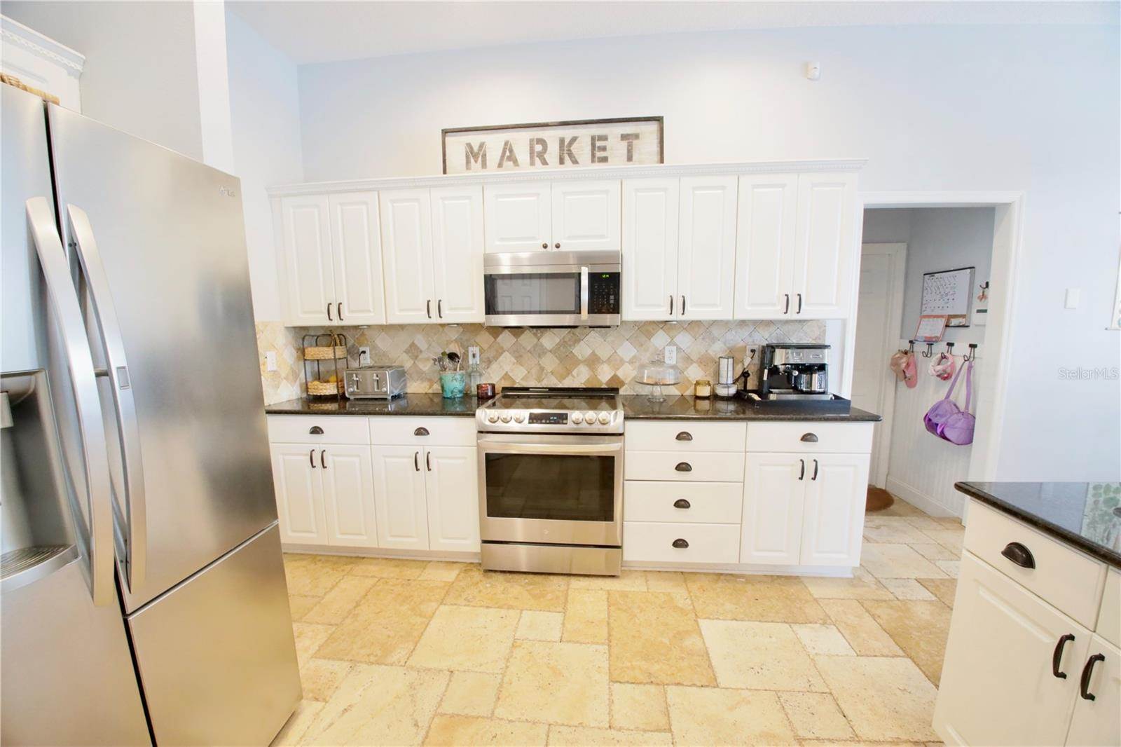 421 Courtlea Oaks Boulevard, Winter Garden, FL 34787