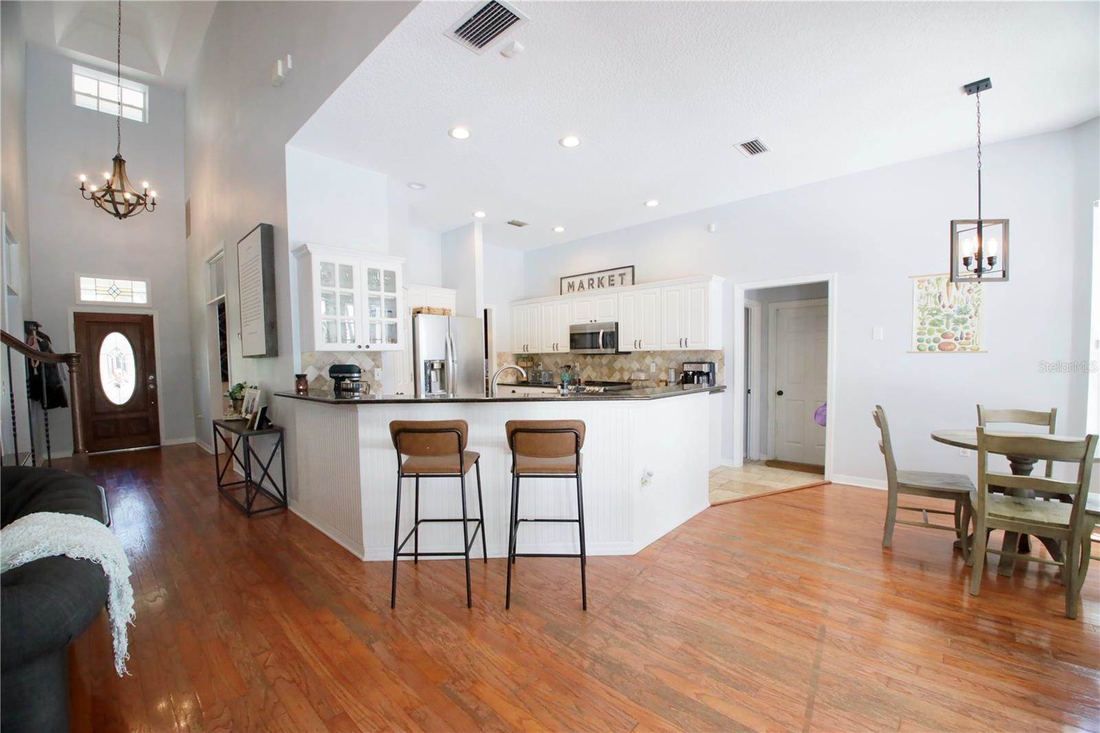 421 Courtlea Oaks Boulevard, Winter Garden, FL 34787