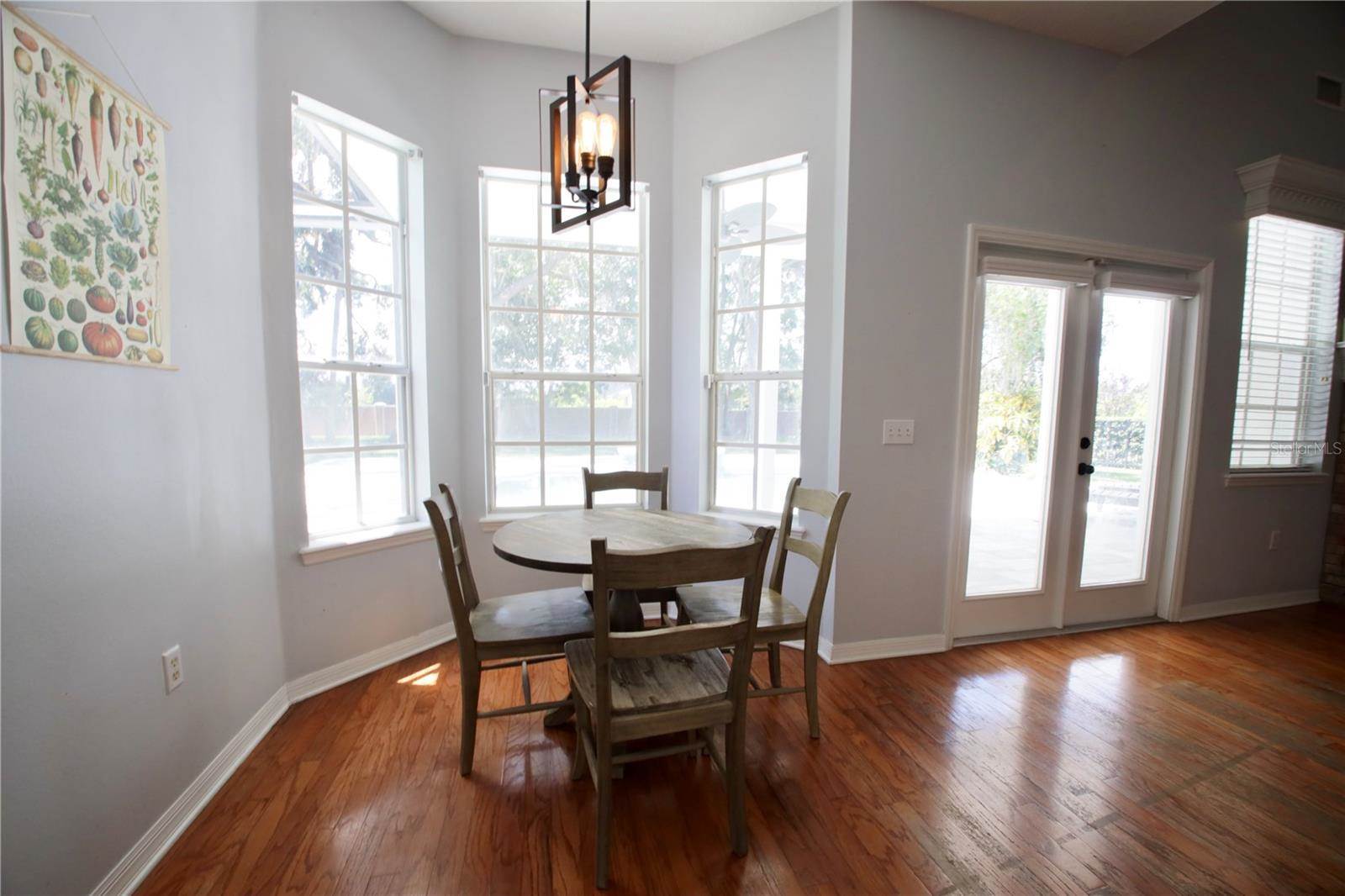 421 Courtlea Oaks Boulevard, Winter Garden, FL 34787