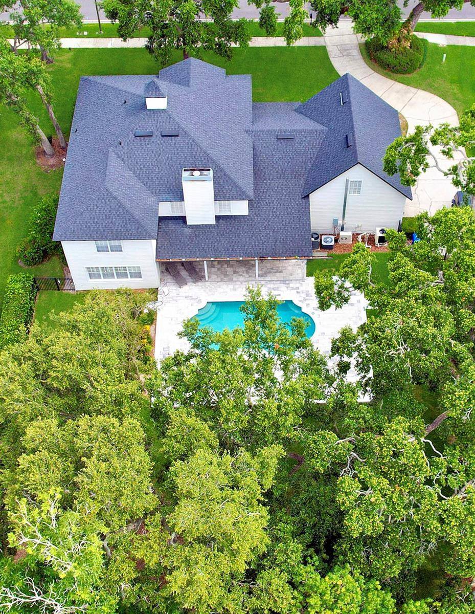 421 Courtlea Oaks Boulevard, Winter Garden, FL 34787