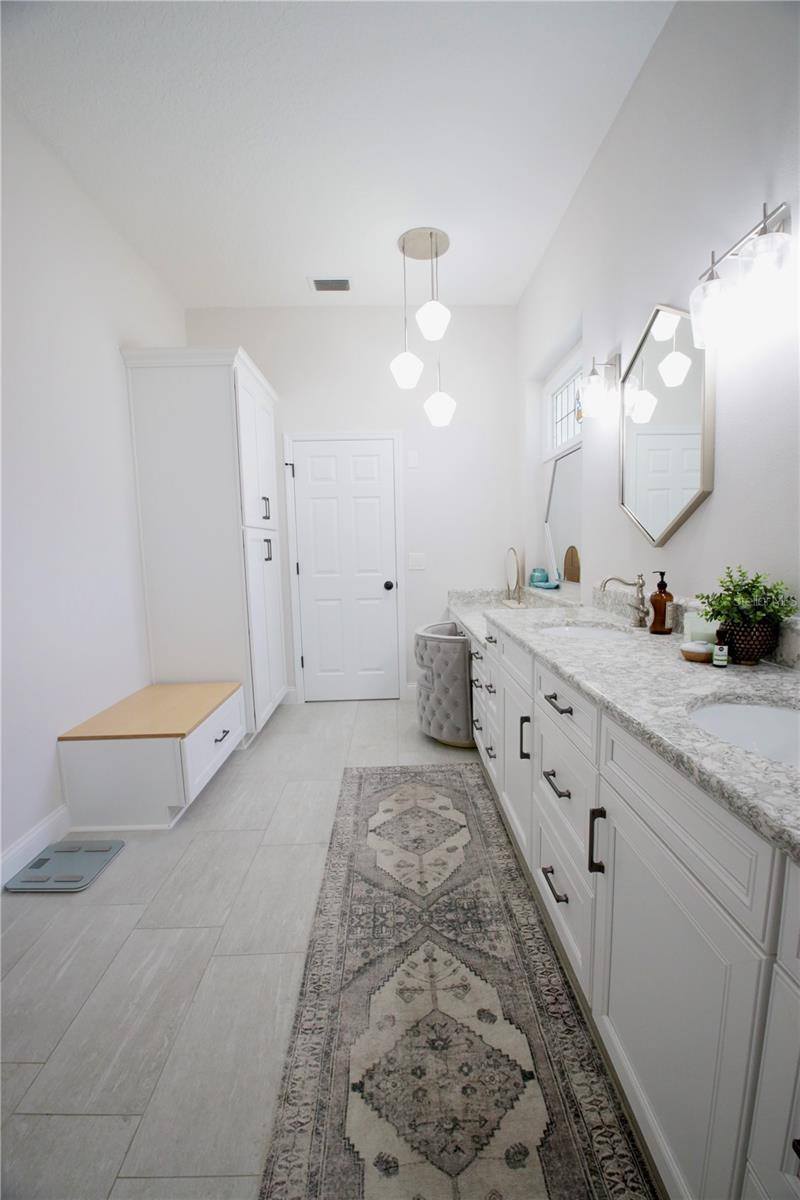 421 Courtlea Oaks Boulevard, Winter Garden, FL 34787