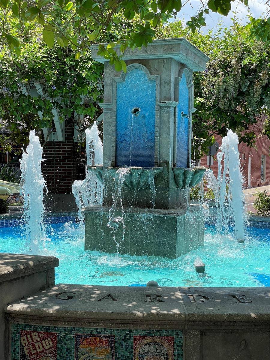 421 Courtlea Oaks Boulevard, Winter Garden, FL 34787