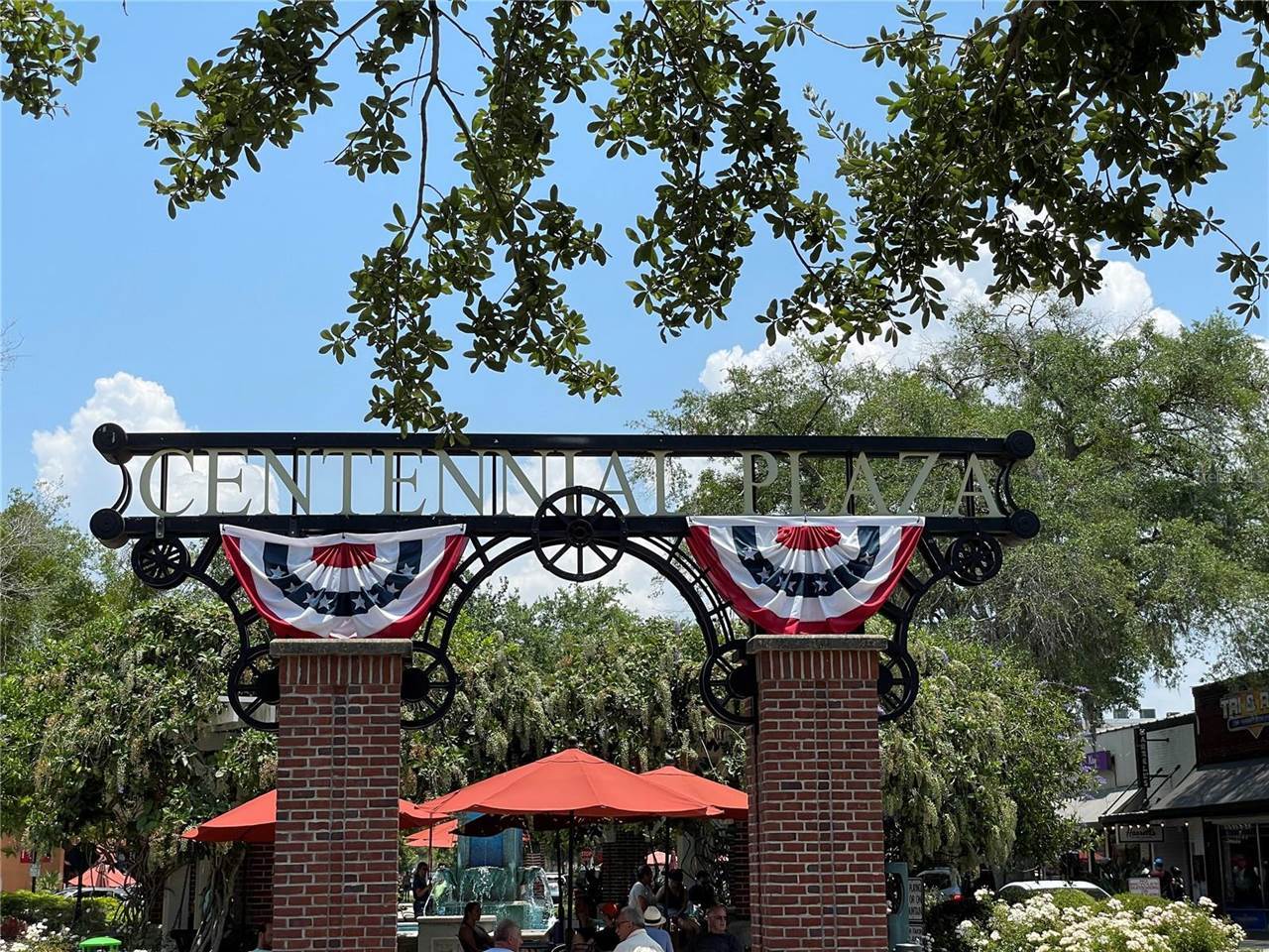 421 Courtlea Oaks Boulevard, Winter Garden, FL 34787