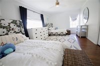 421 Courtlea Oaks Boulevard, Winter Garden, FL 34787