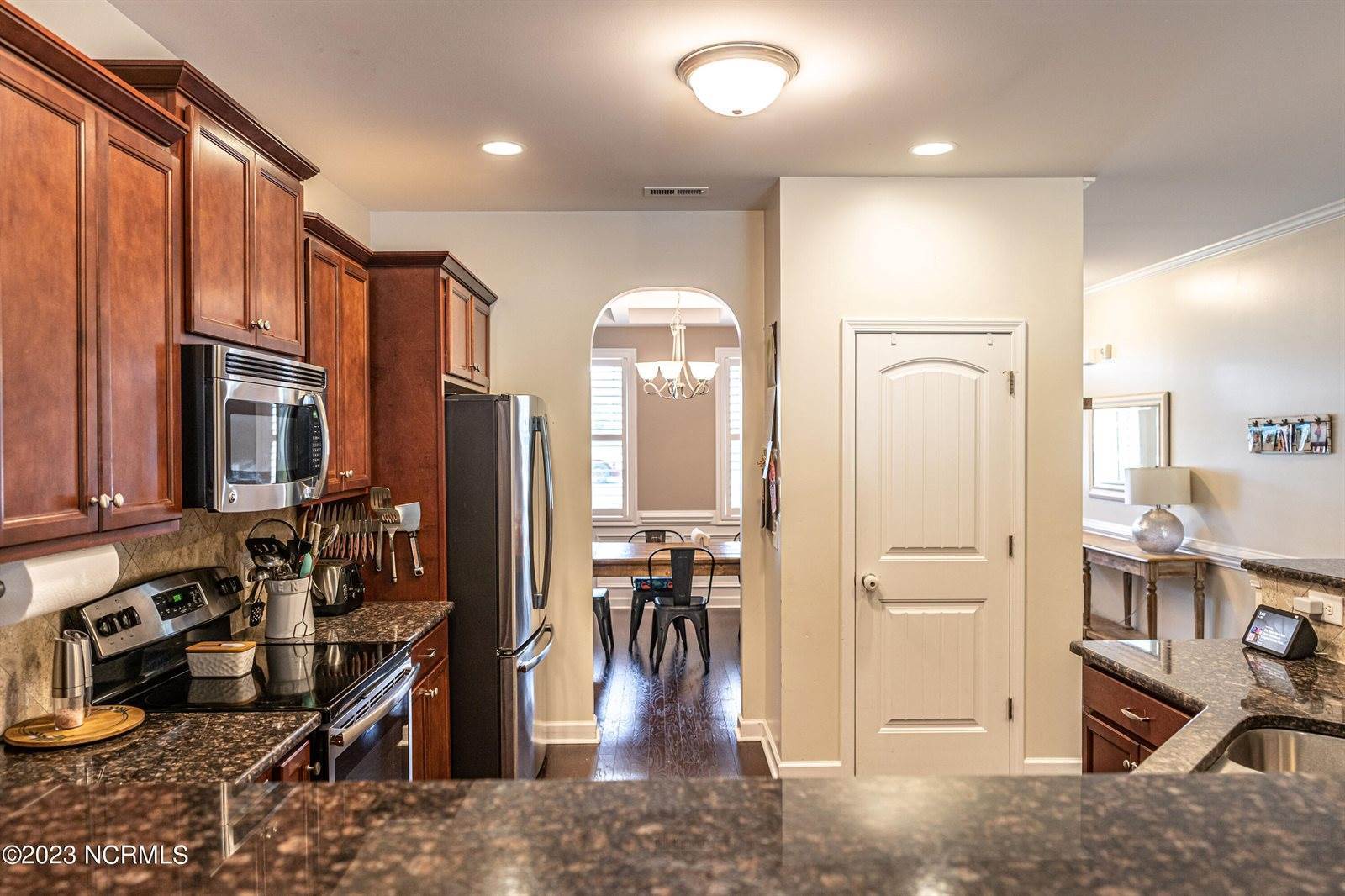 100 Cashew Loop, Cameron, NC 28326