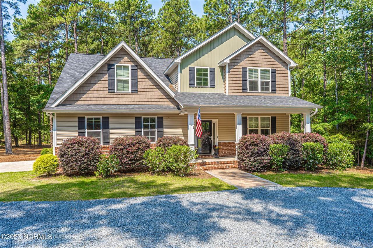 547 Longleaf Drive, West End, NC 27376