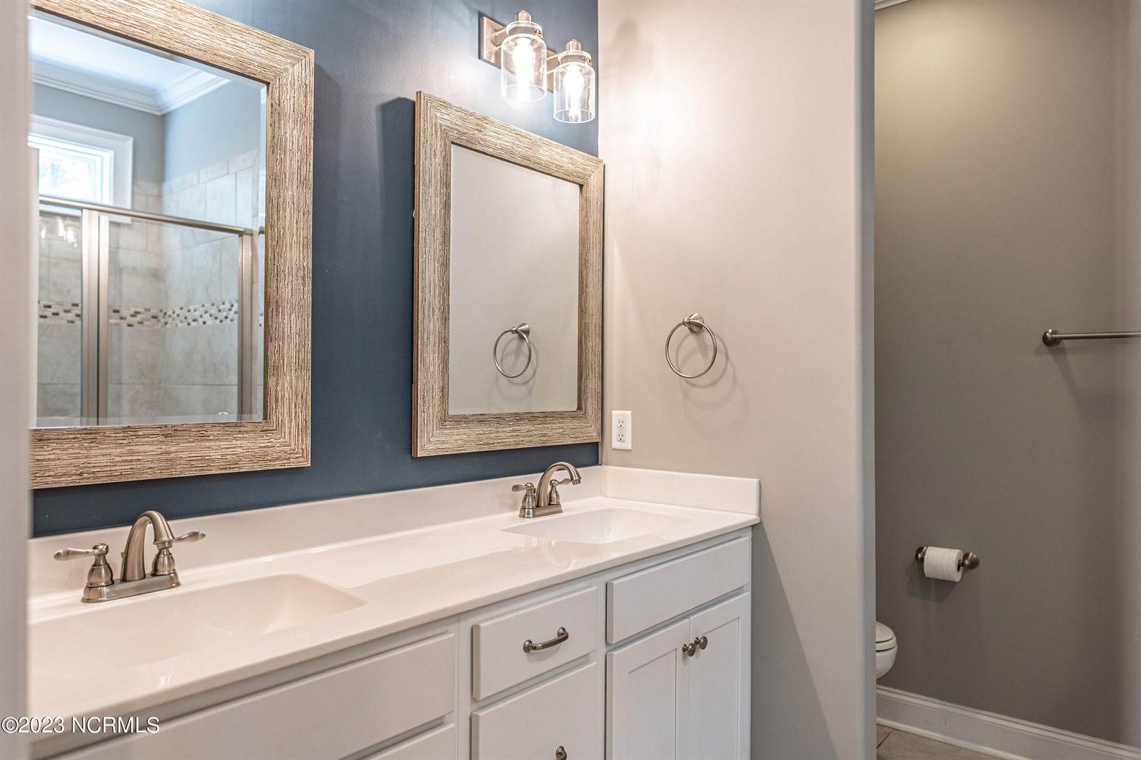 547 Longleaf Drive, West End, NC 27376