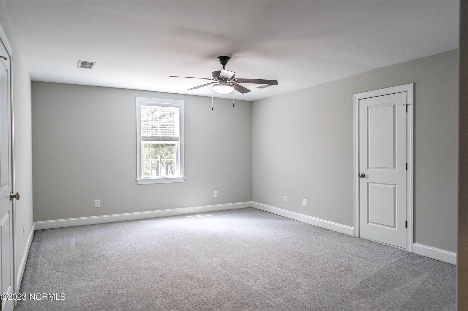 547 Longleaf Drive, West End, NC 27376