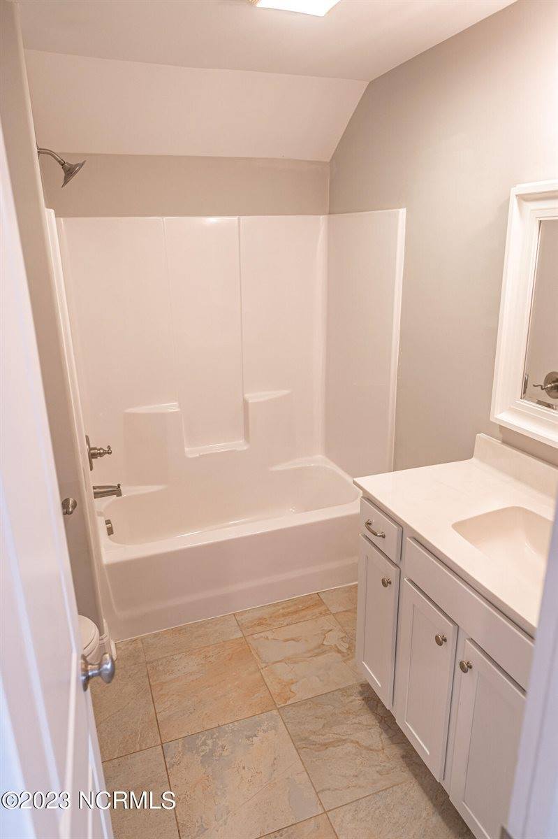 547 Longleaf Drive, West End, NC 27376