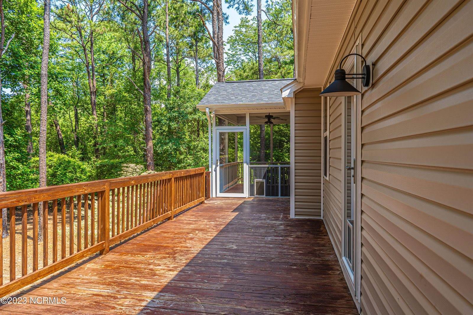 547 Longleaf Drive, West End, NC 27376