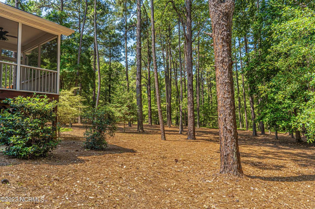 547 Longleaf Drive, West End, NC 27376