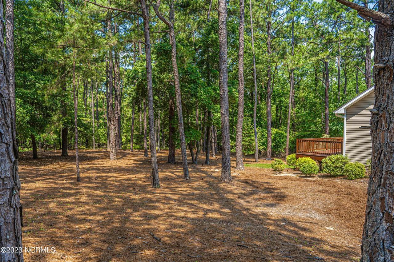 547 Longleaf Drive, West End, NC 27376
