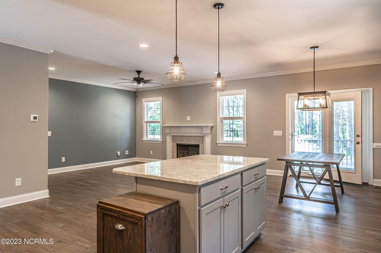 547 Longleaf Drive, West End, NC 27376