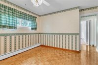 15 Robinridge Rd, Chicopee, MA 01022