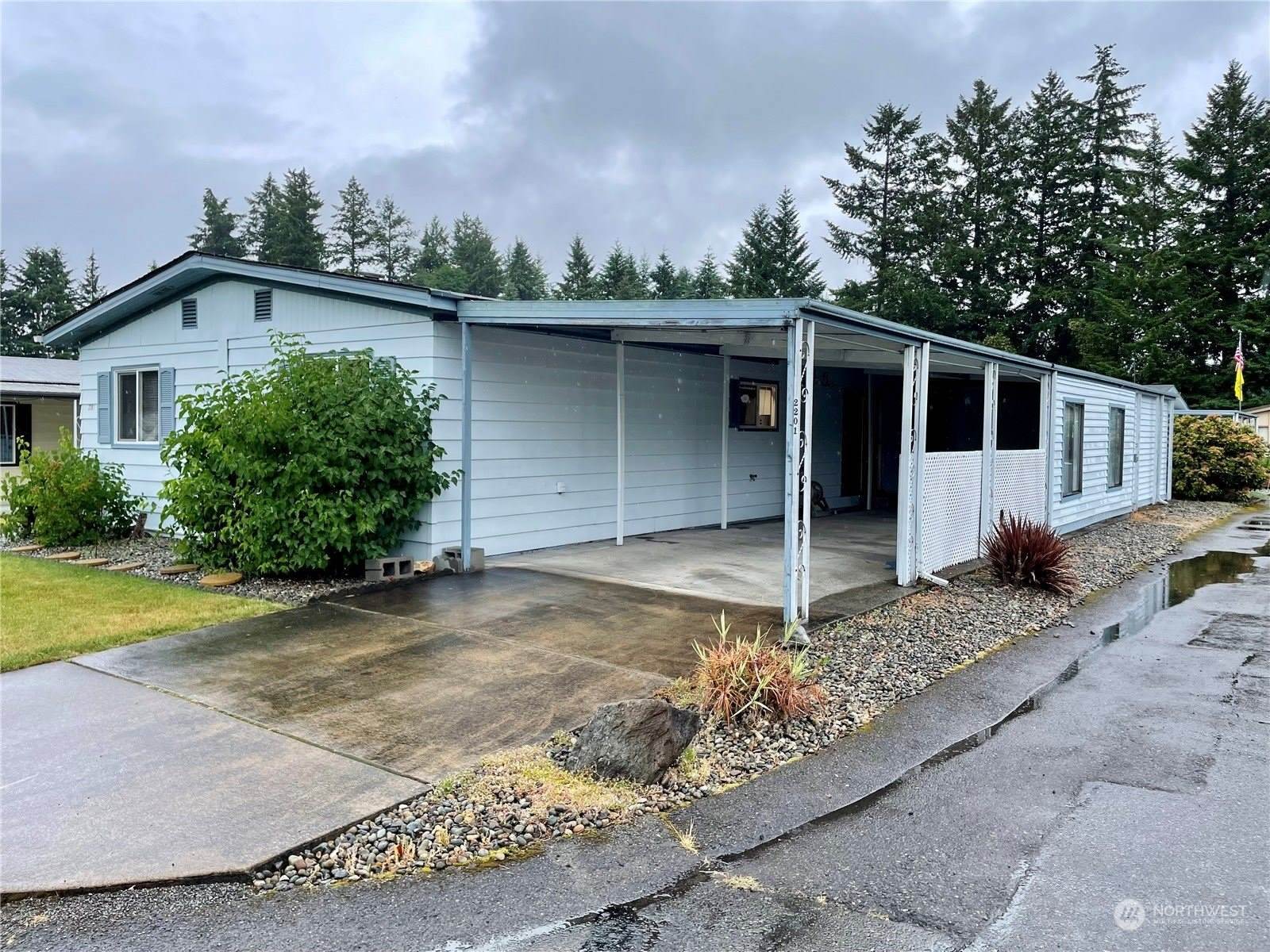 2201 Alonda Lane NE, Olympia, WA 98516