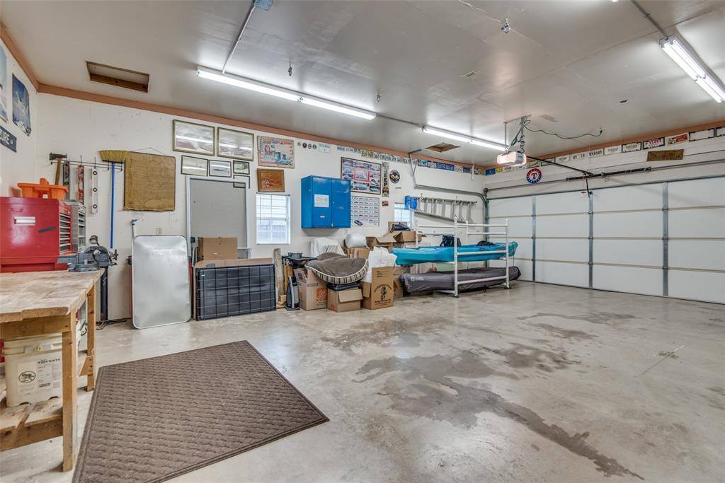 725 Cordes Drive, Venus, TX 76084