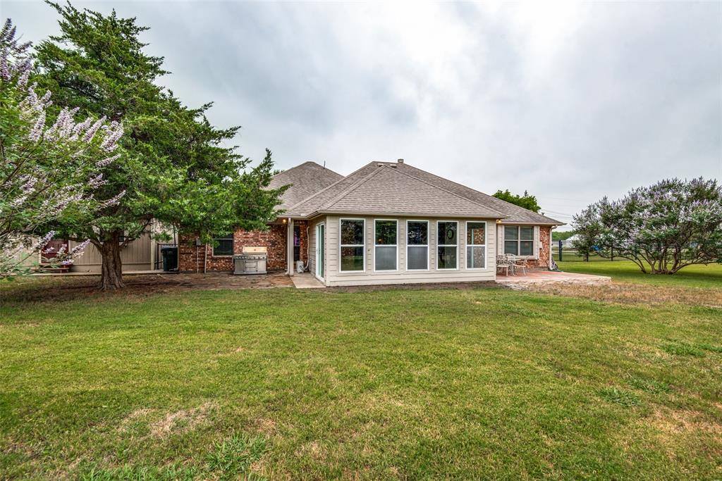 725 Cordes Drive, Venus, TX 76084