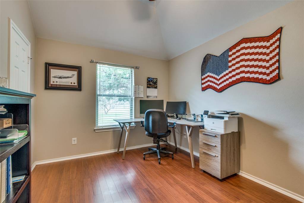 725 Cordes Drive, Venus, TX 76084