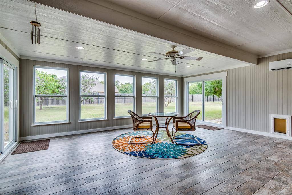 725 Cordes Drive, Venus, TX 76084