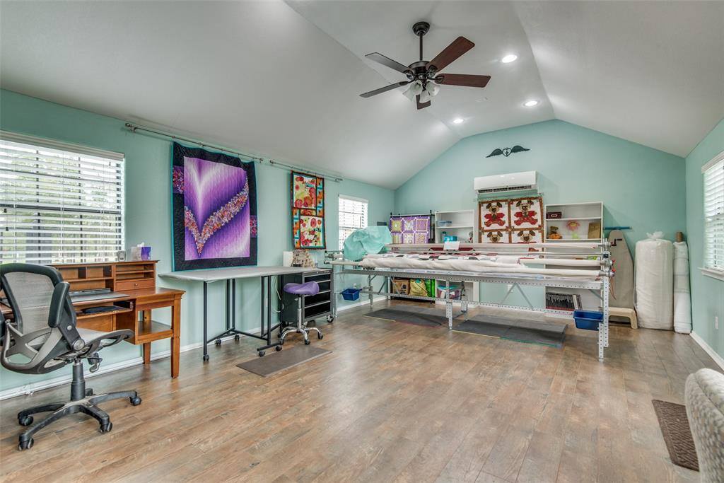 725 Cordes Drive, Venus, TX 76084