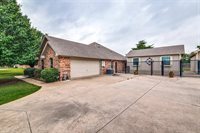 725 Cordes Drive, Venus, TX 76084