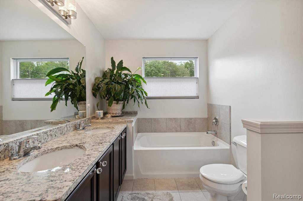 37497 South Dianne Lane, Huron Township, MI 48164