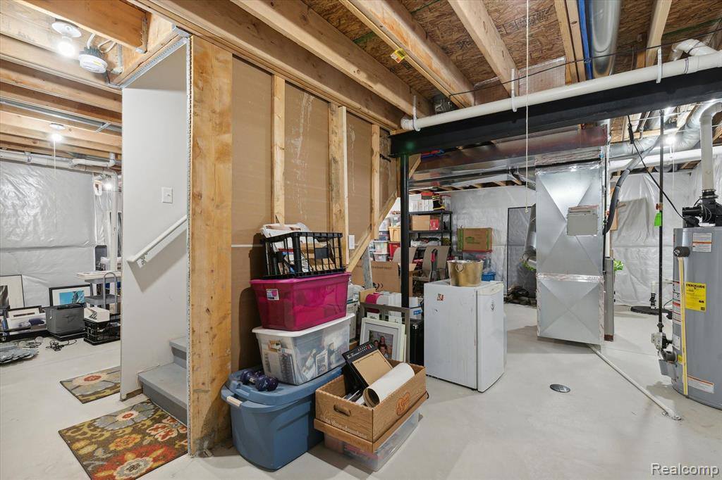 37497 South Dianne Lane, Huron Township, MI 48164