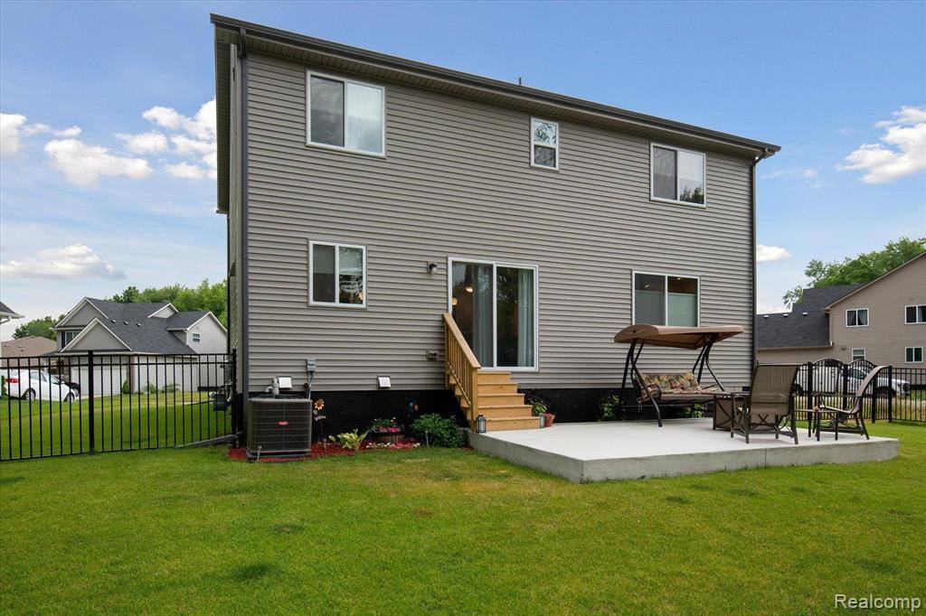 37497 South Dianne Lane, Huron Township, MI 48164