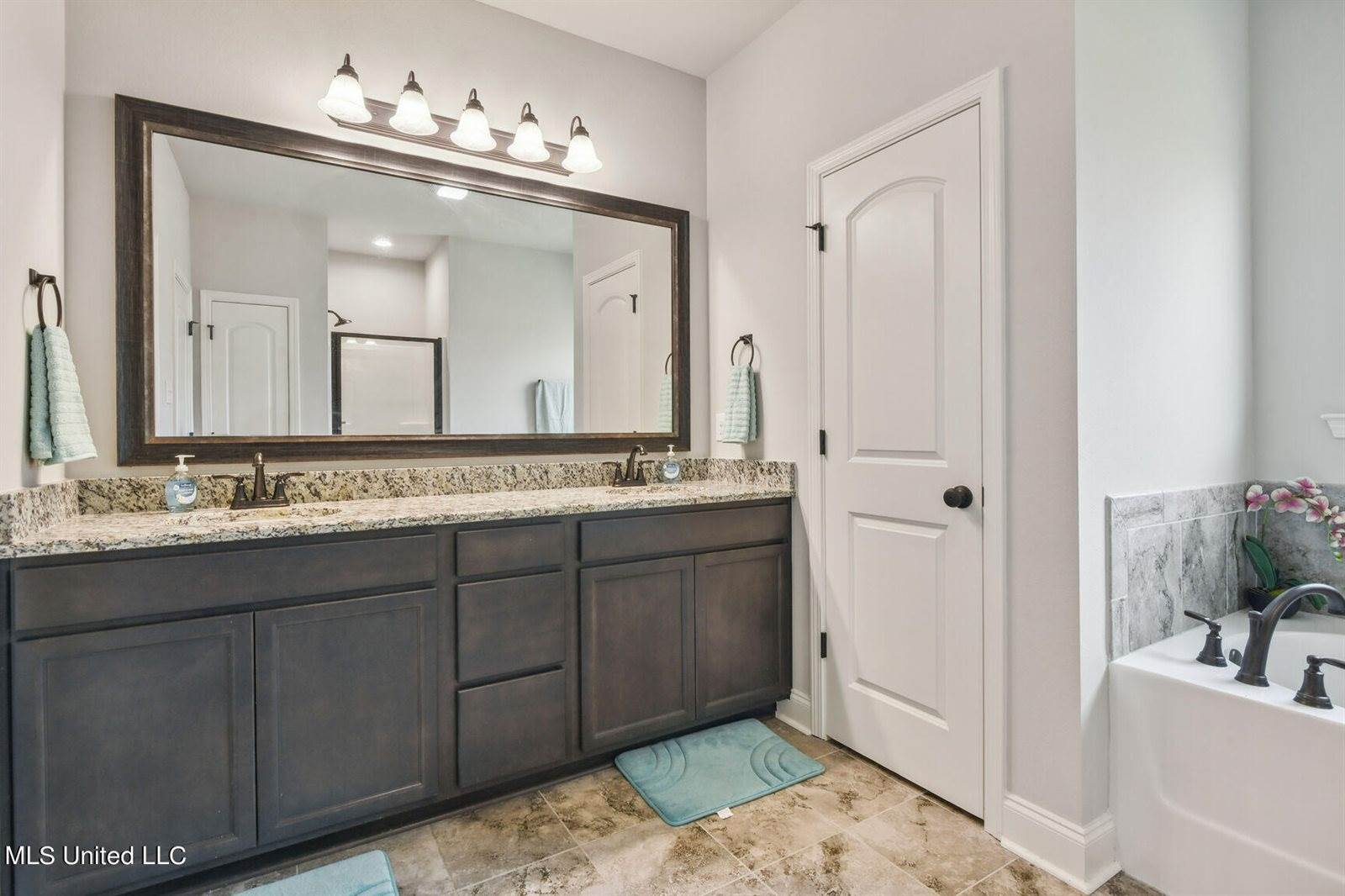 7751 Georgia Cove, Ocean Springs, MS 39564