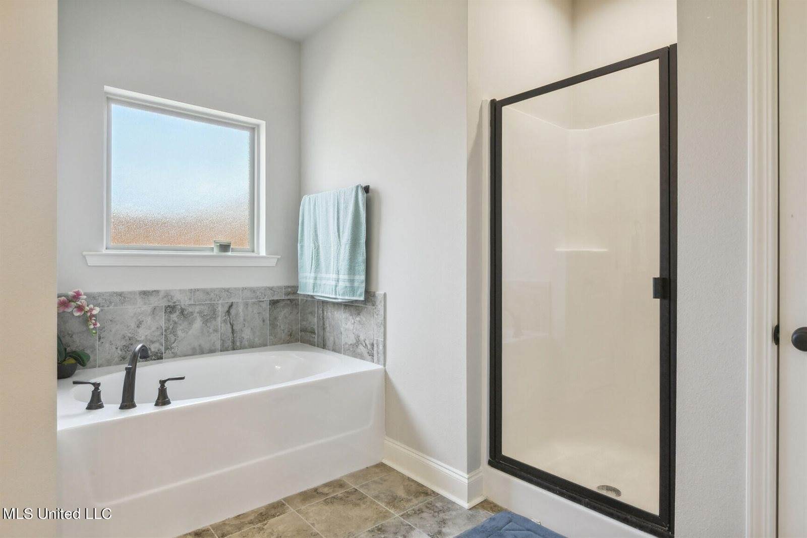 7751 Georgia Cove, Ocean Springs, MS 39564