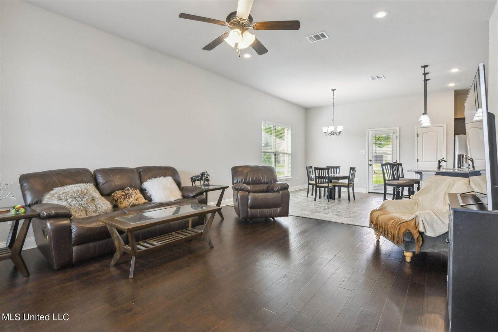 7751 Georgia Cove, Ocean Springs, MS 39564