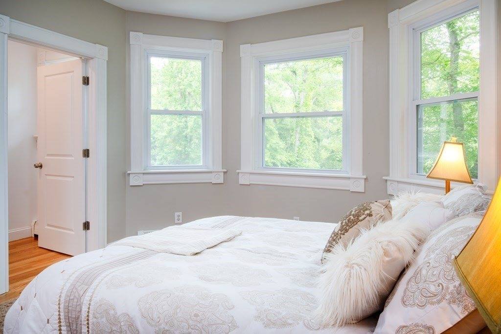 12 Heritage Rd, Rehoboth, MA 02769