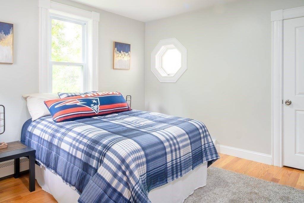 12 Heritage Rd, Rehoboth, MA 02769