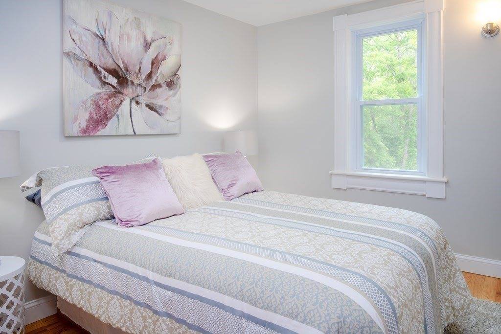 12 Heritage Rd, Rehoboth, MA 02769