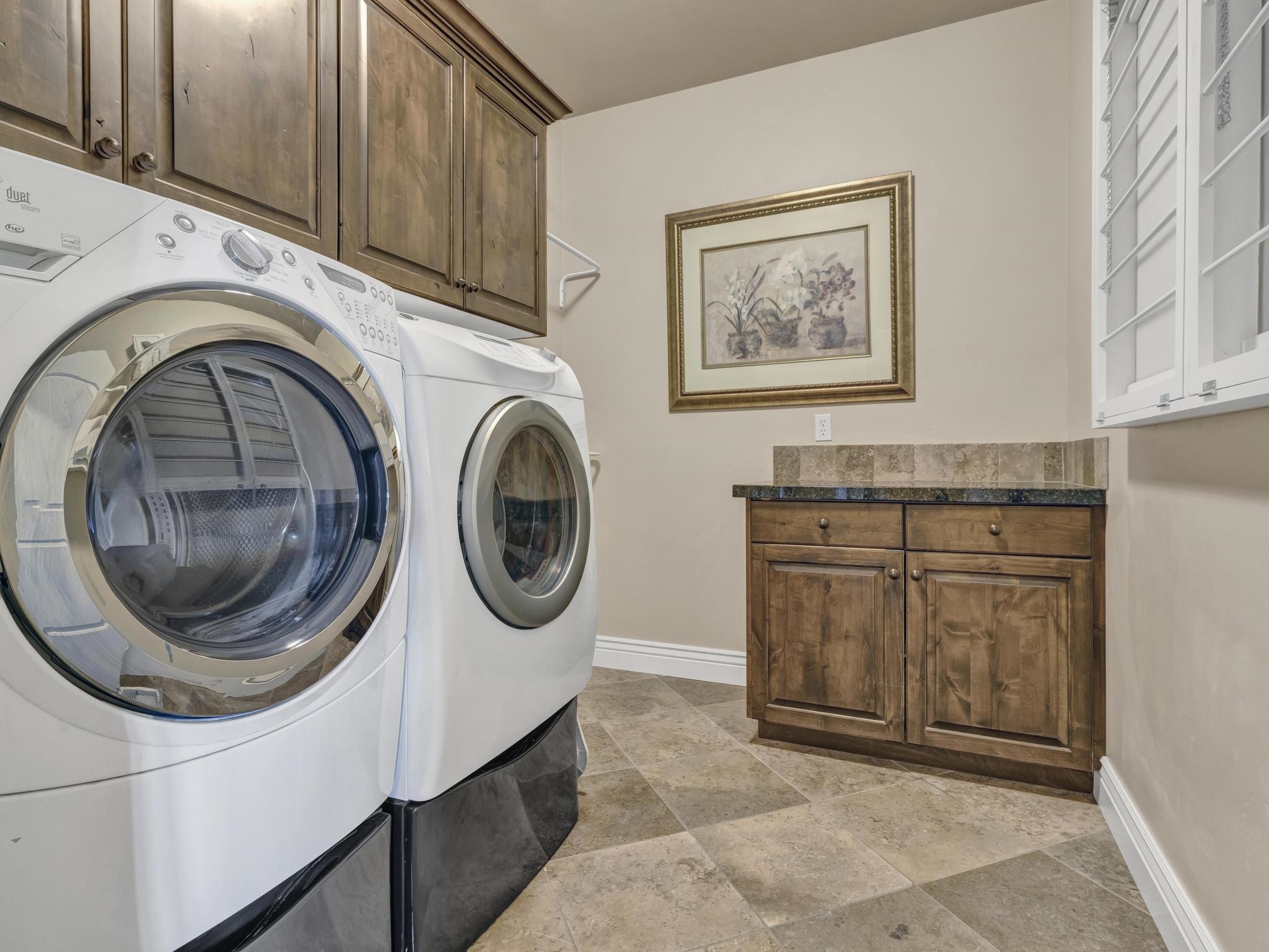 2942 West Camden Brook Way South, Riverton, UT 84065