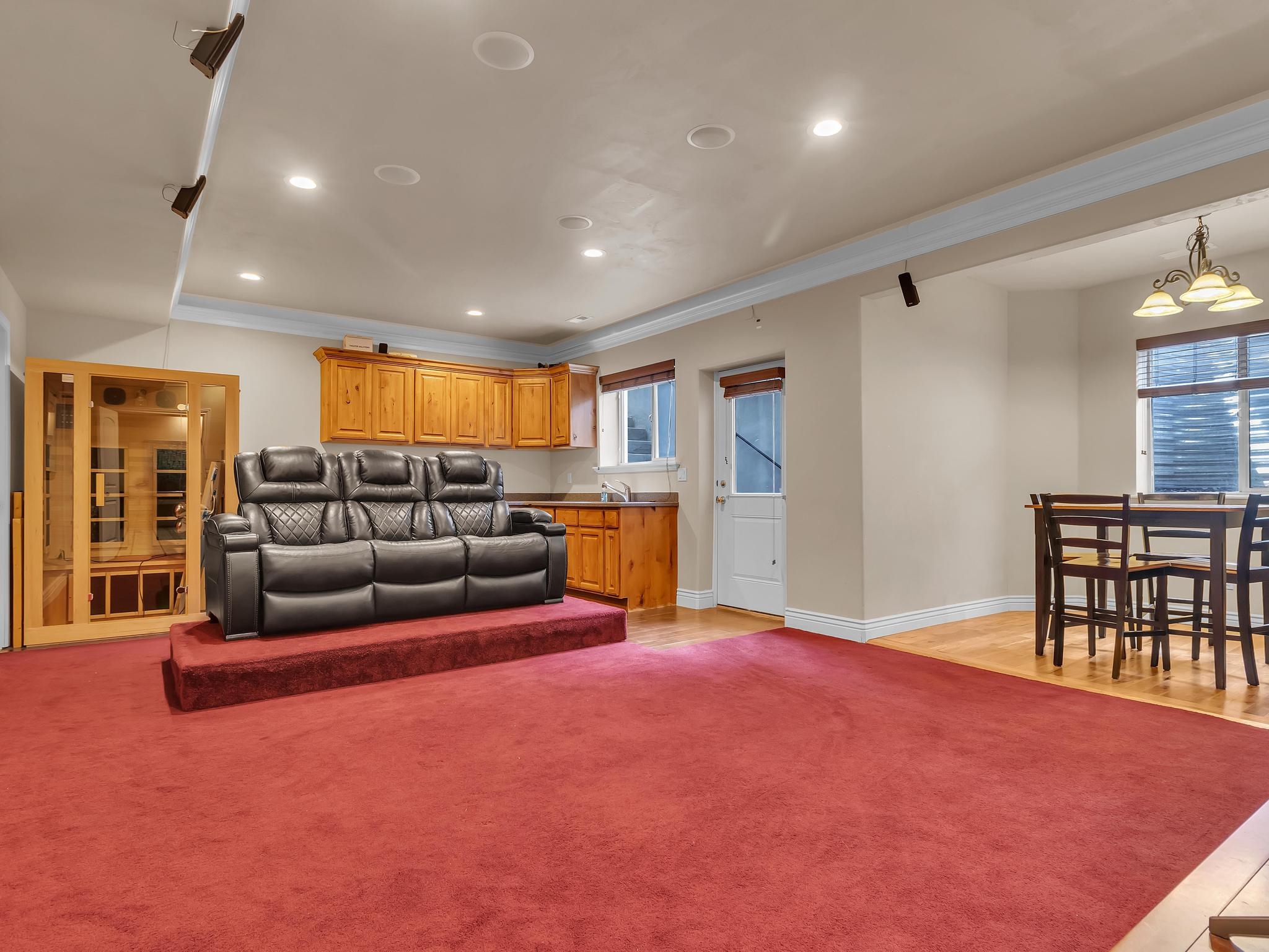 2942 West Camden Brook Way South, Riverton, UT 84065