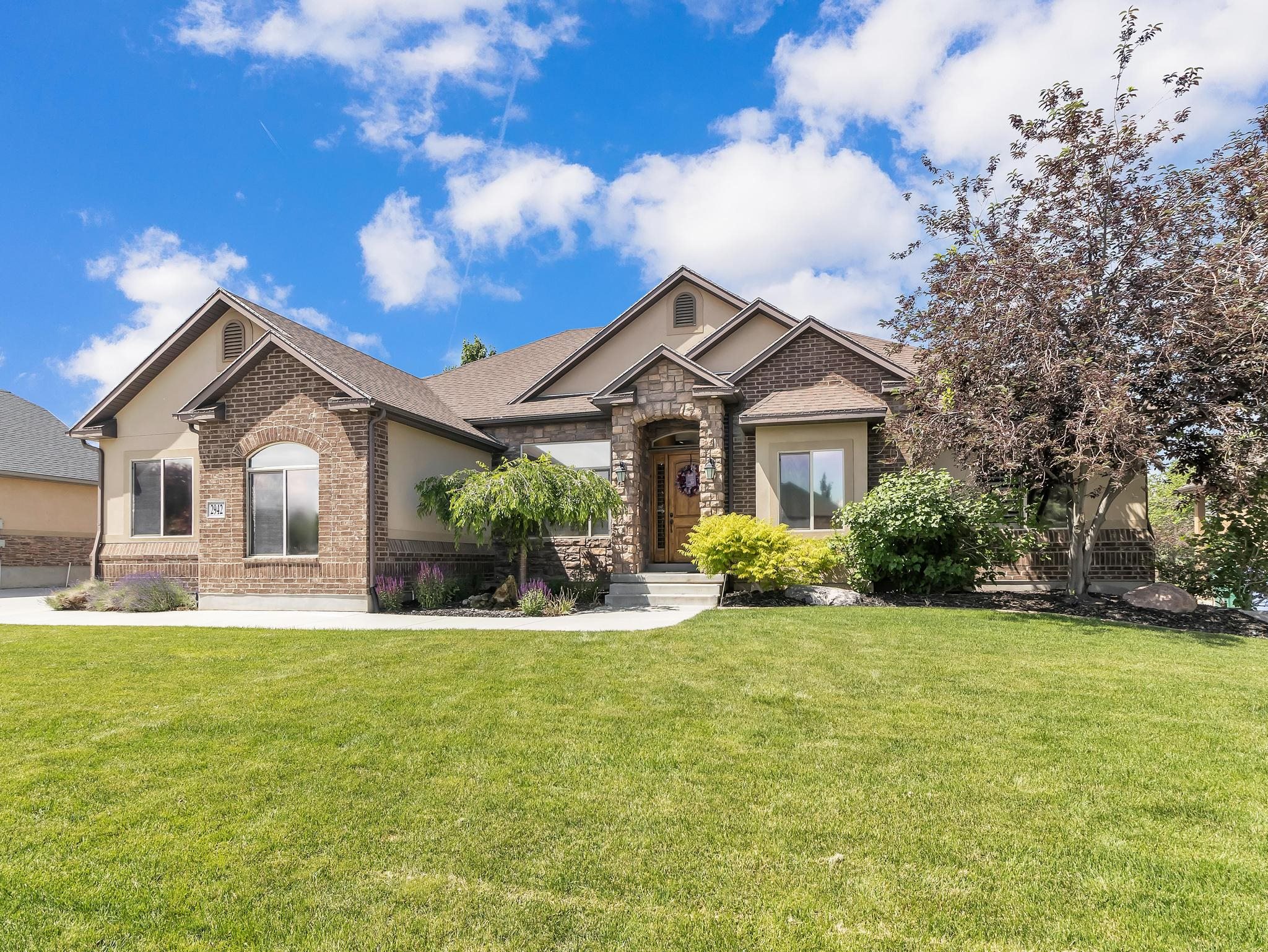 2942 West Camden Brook Way South, Riverton, UT 84065