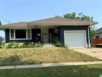 2605 Chicago Ave, Sioux City, IA 51106