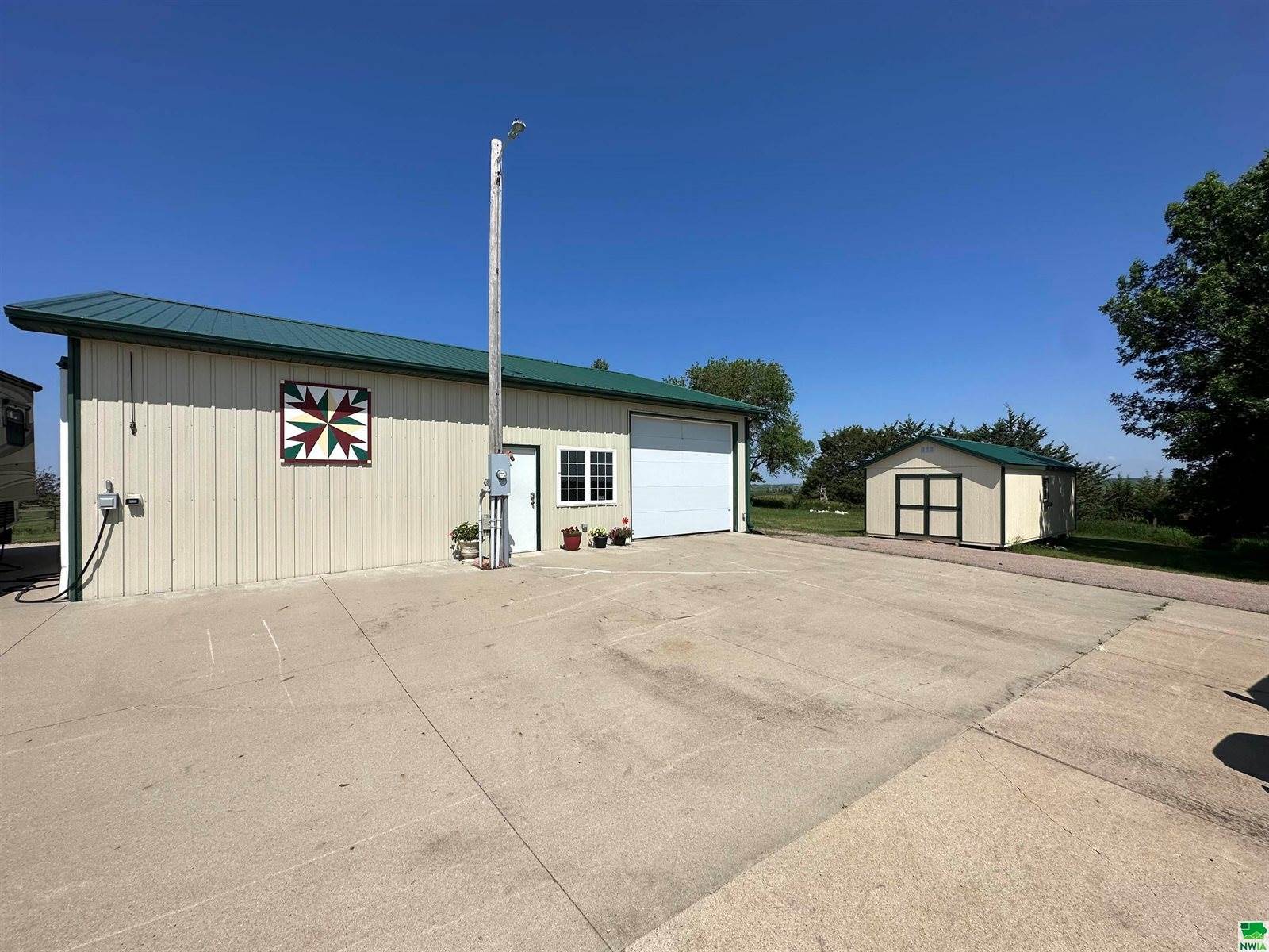 47065 308th, Beresford, SD 57004