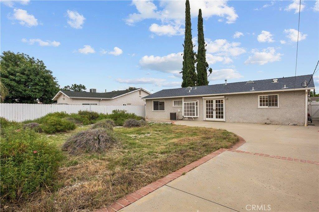 24323 Hartland Street, West Hills, CA 91307