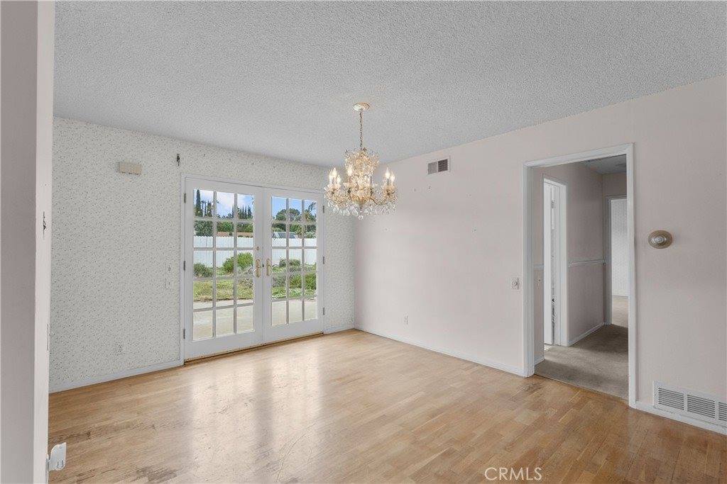 24323 Hartland Street, West Hills, CA 91307