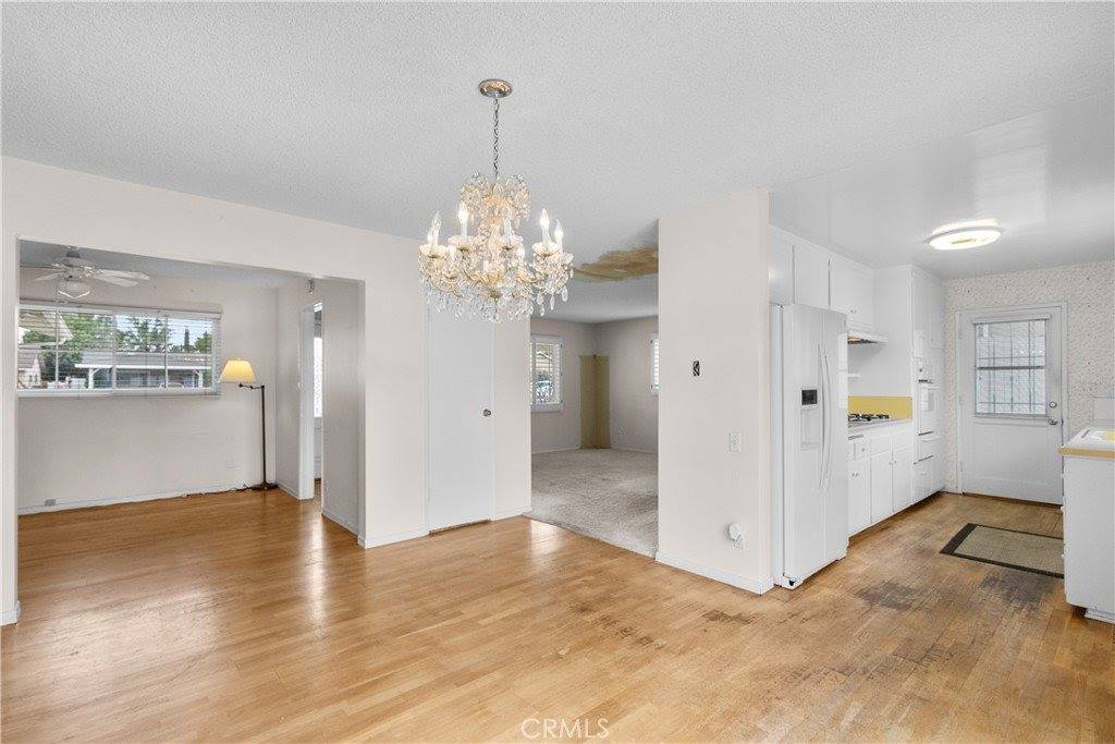 24323 Hartland Street, West Hills, CA 91307