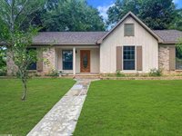 125 Brentwood Drive, Daphne, AL 36526